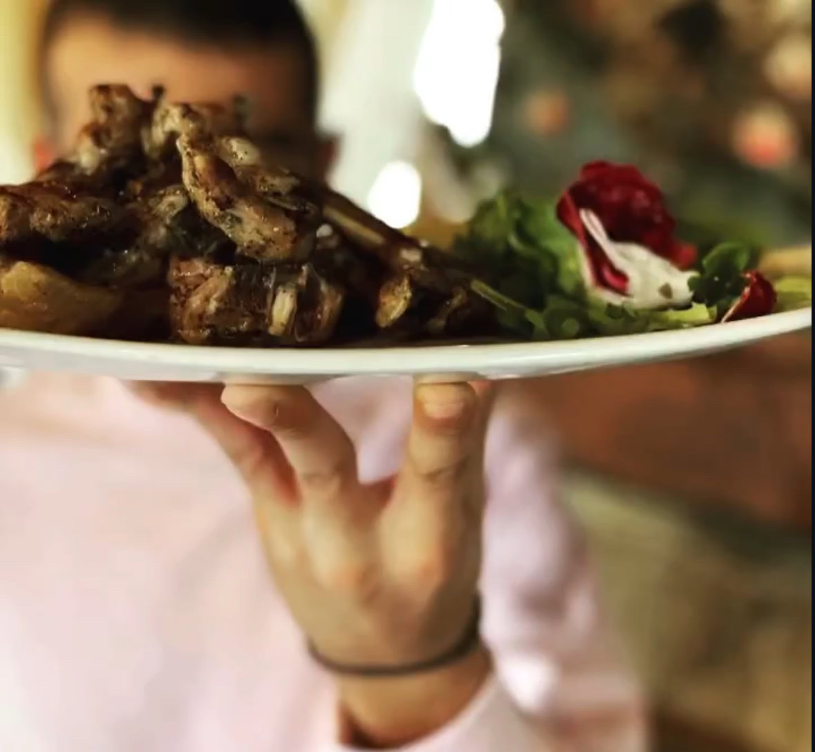 Σπιτικό φαγητό με παραδοσιακές συνταγές